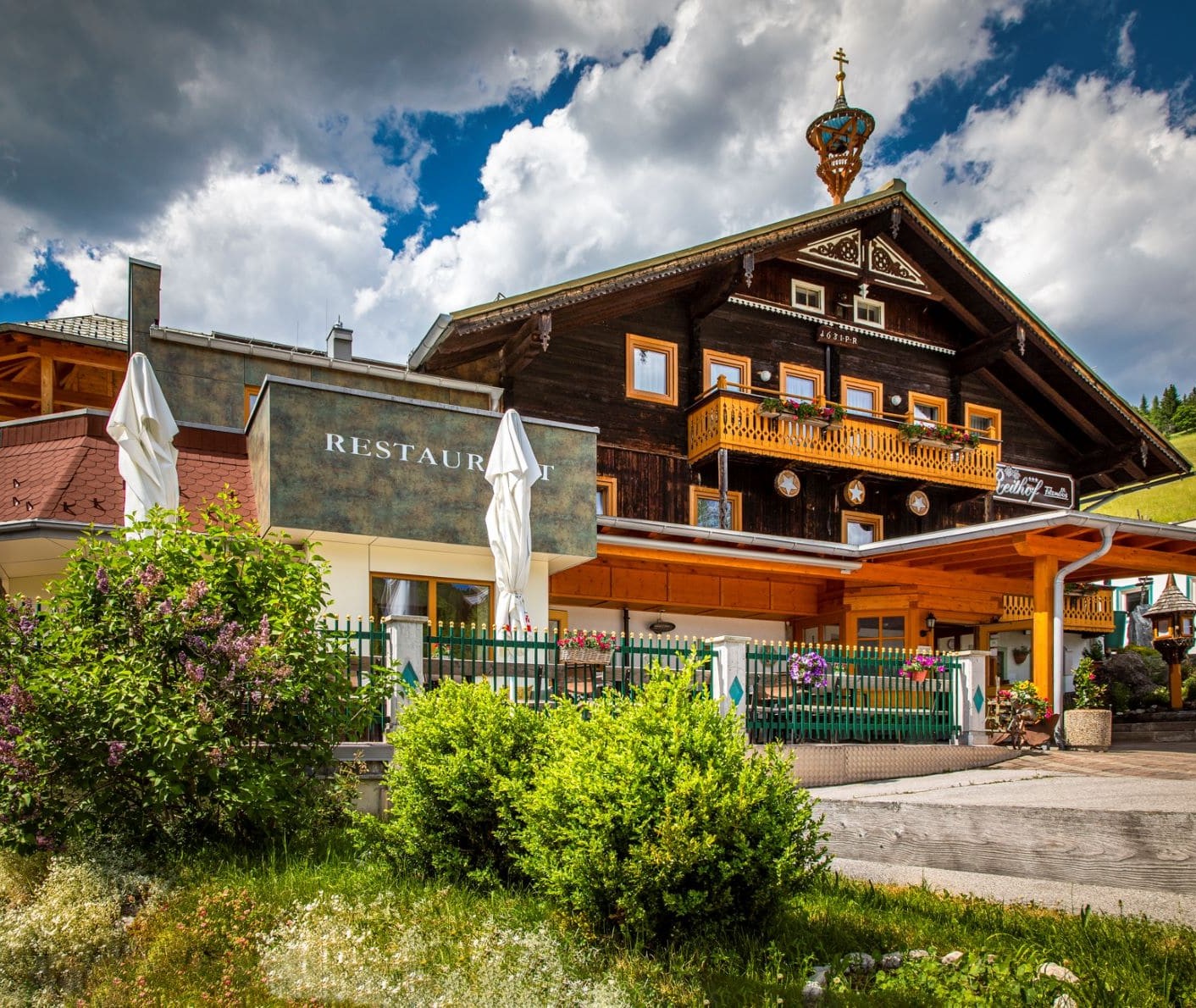 Restaurant und Terrasse © Bernd Suppan