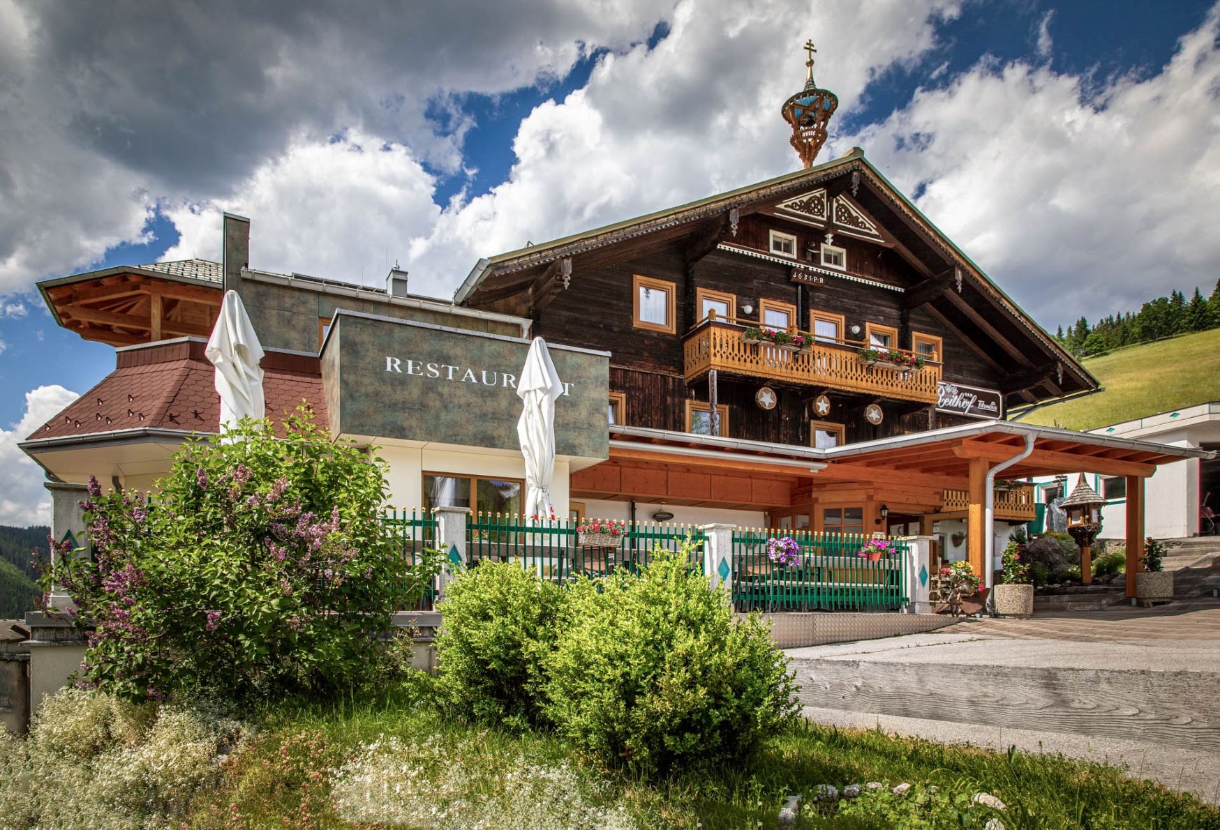 Außenansicht des Landgasthofs & Restaurants © Bernd Suppan