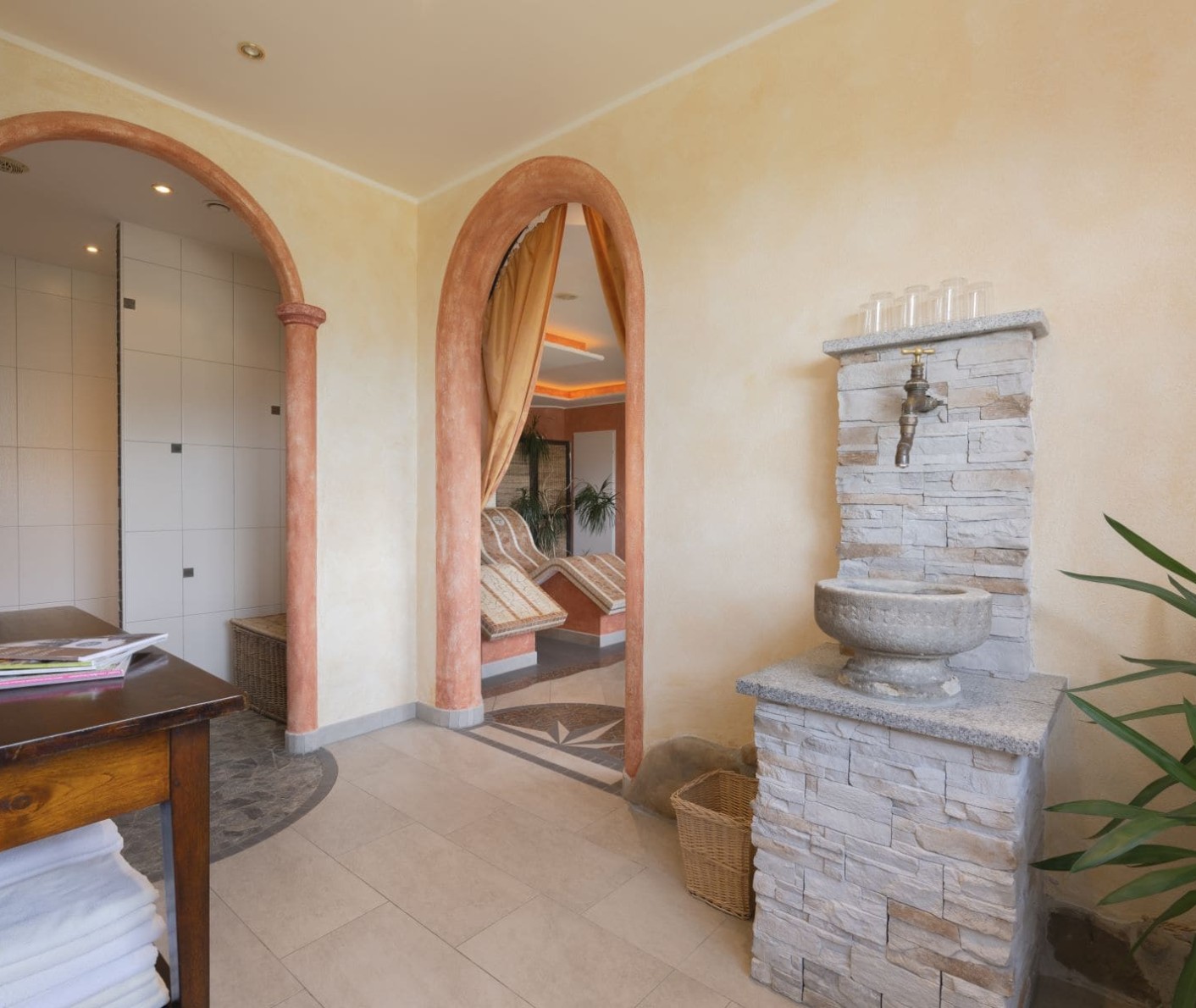 Ruheraum im Reithof Filzmoos mit entspannendem Ambiente © Matthias Fritzenwallner