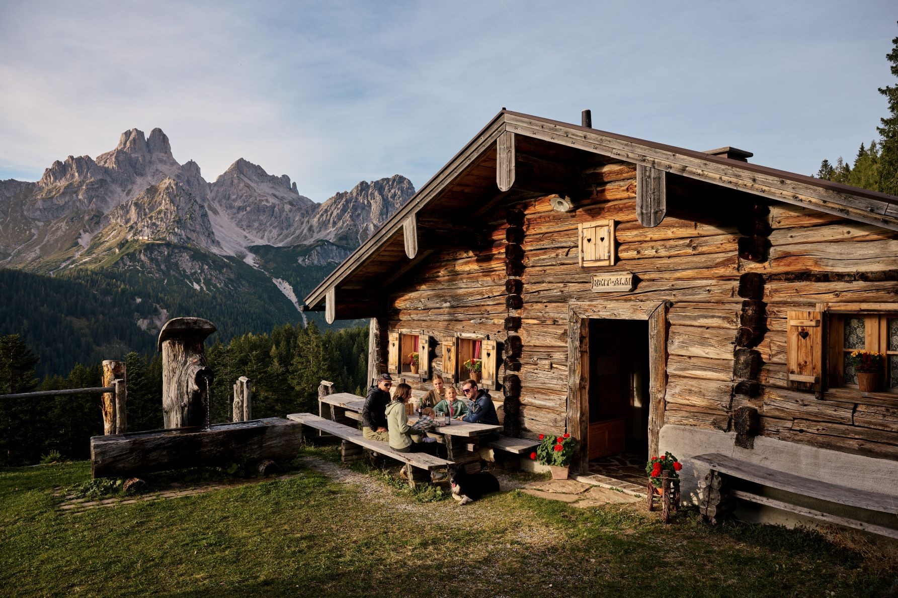 Grillabend auf unserer Alm © Matthias Fritzenwallner
