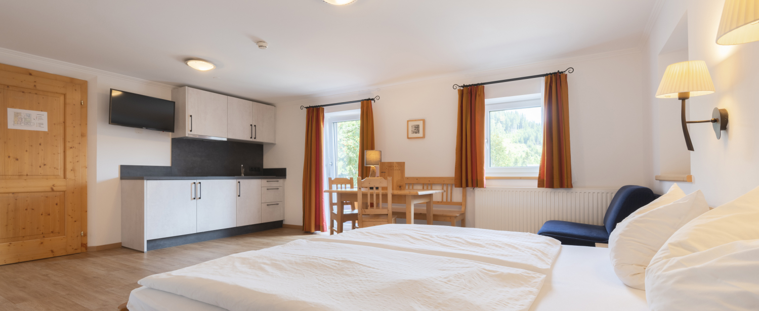 Gemütliches Wohnzimmer im Studio